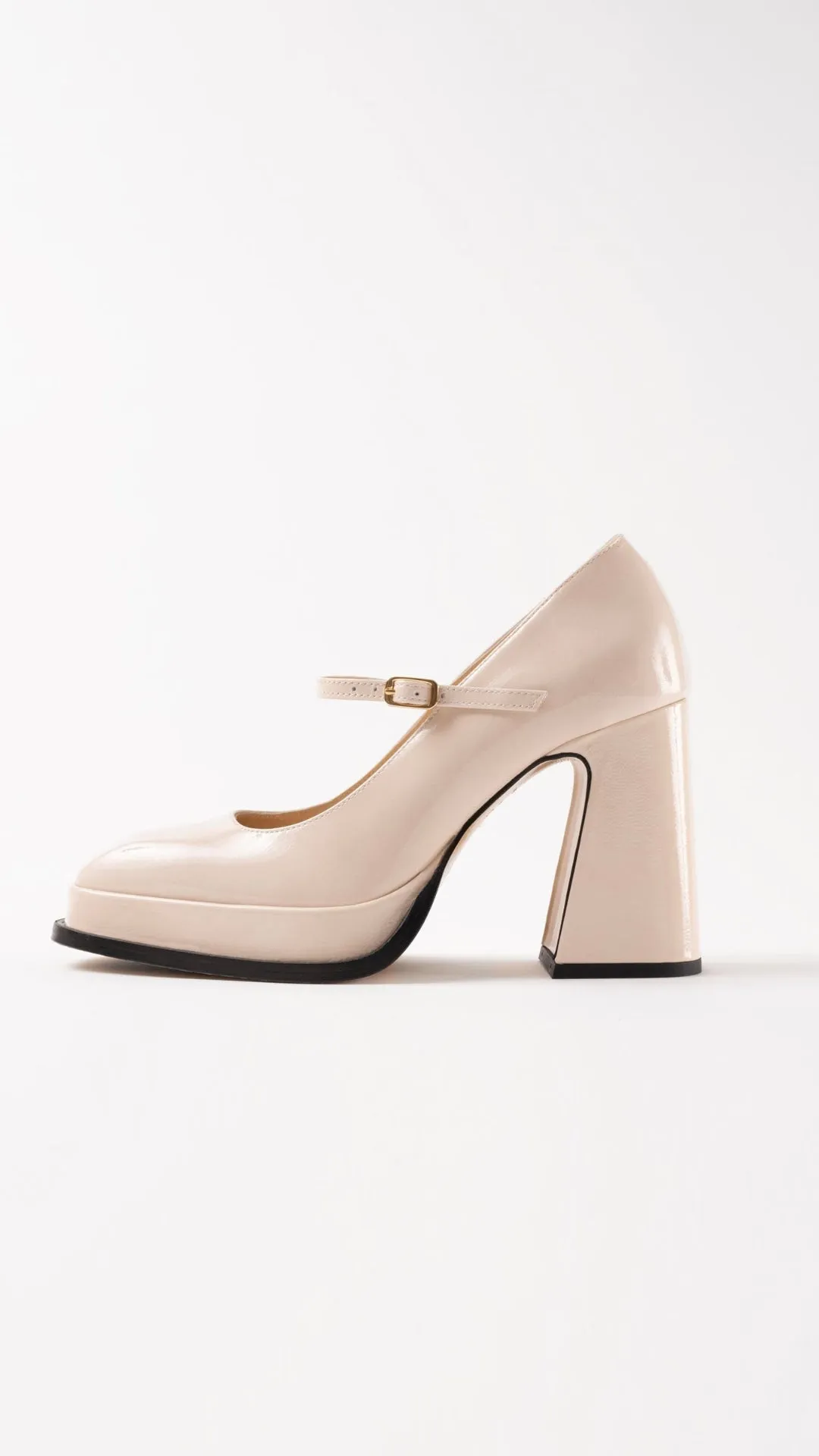 CASILDA - Off-White Patent Leather Mary Jane Pumps