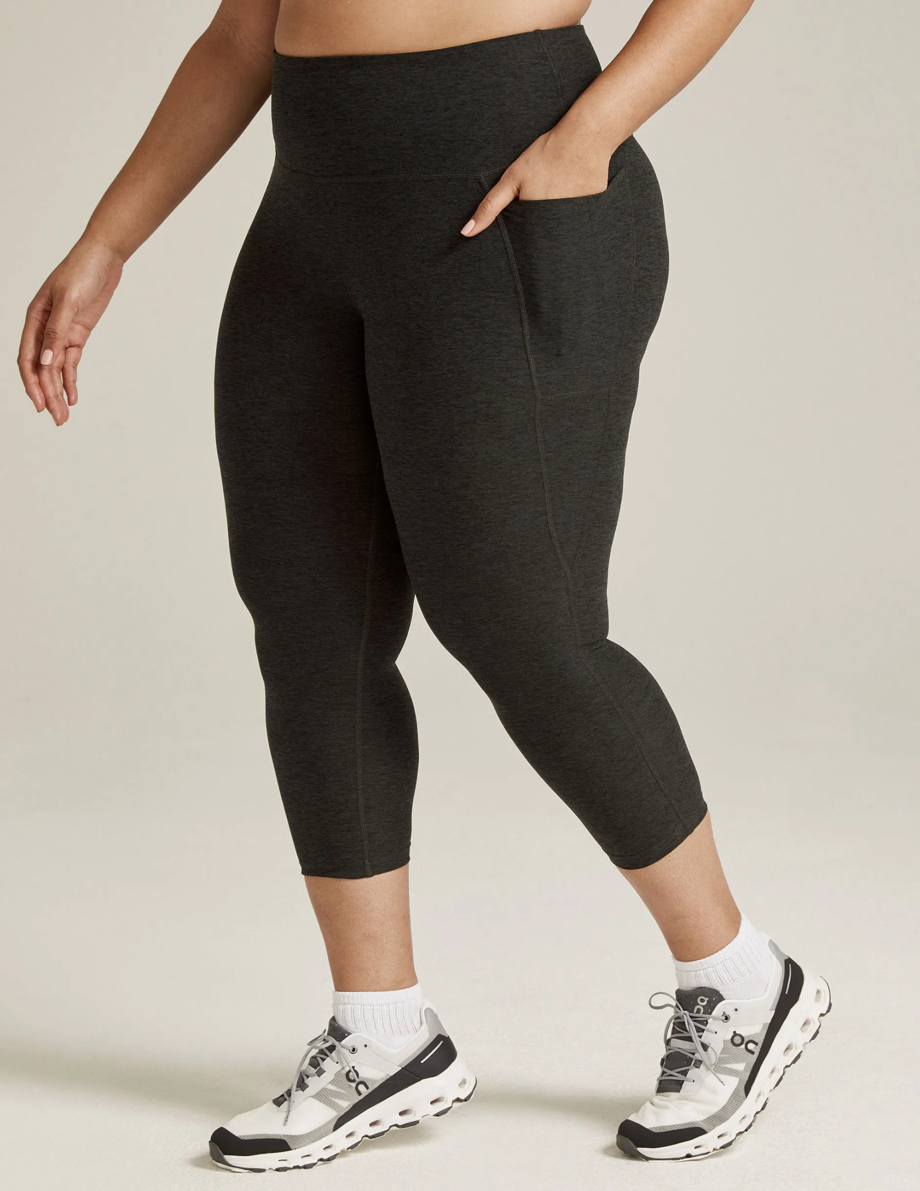 Spacedye Out Of Pocket High Waisted Capri Legging