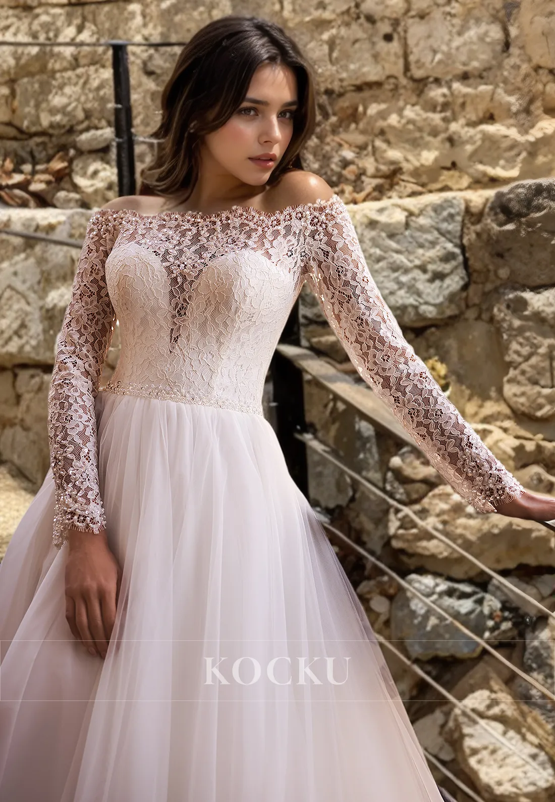 Tube Top Long Sleeves A-Line Sweep Train Pleated Lace Wedding Dress with Appliques Bridal Gowns